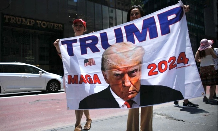 Từ khóa 'dàn dựng' vào top tìm kiếm sau vụ ám sát ông Trump