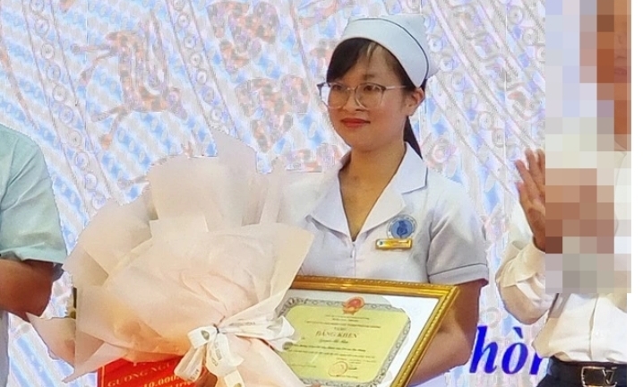 Bộ trưởng Y tế khen ngợi điều dưỡng cấp cứu bé bị sặc sữa ở Hải Phòng