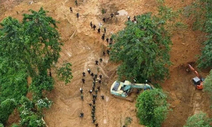Áp thấp nhiệt đới trên biển Quảng Trị-Quảng Nam, nguy cơ sạt lở ở nhiều tỉnh