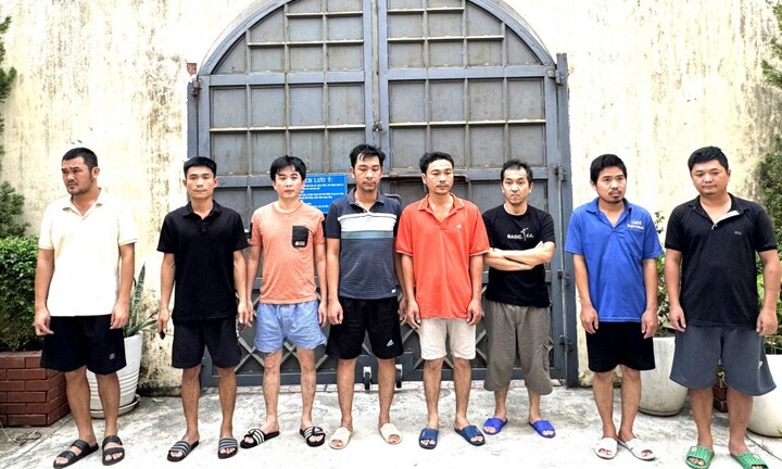 Phá đường dây cá độ bóng đá mùa EURO hơn 10 tỷ đồng