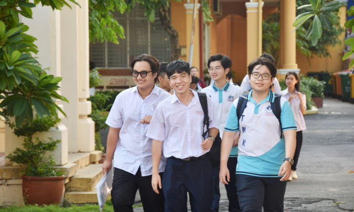 Điểm 10 môn Địa lý tốt nghiệp THPT 2024 tăng hơn 900%