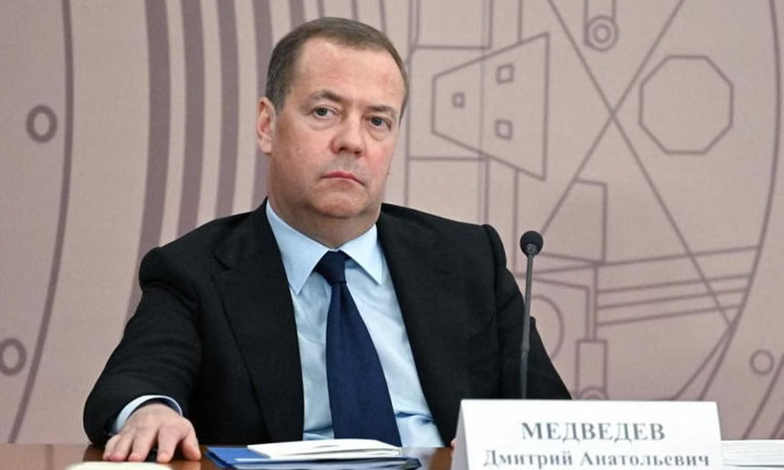 Ông Medvedev cảnh báo Ukraine gia nhập NATO sẽ dẫn đến chiến tranh