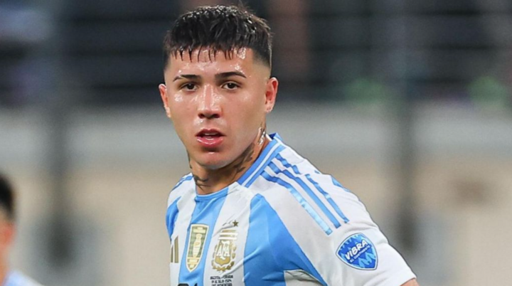 Ngôi sao Argentina công khai xin lỗi đội tuyển Pháp