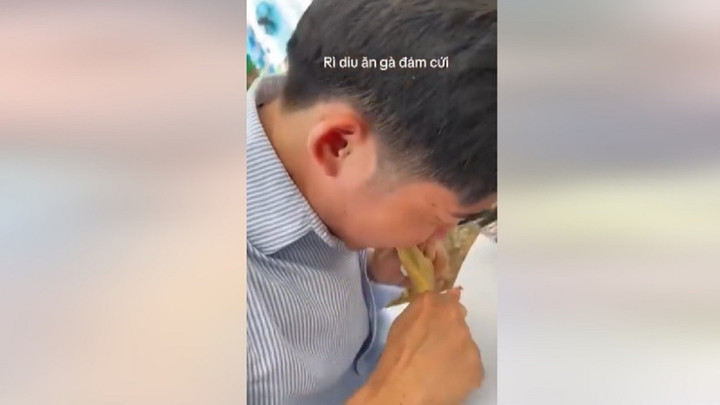 Chàng trai khốn khổ suýt rụng răng khi ăn gà đám cưới