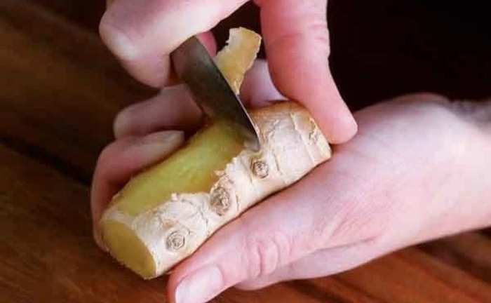 Ăn gừng nên gọt vỏ hay không gọt vỏ?