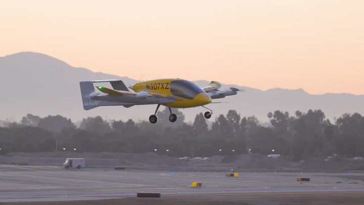 Taxi bay không người lái tinh vi nhất thế giới 