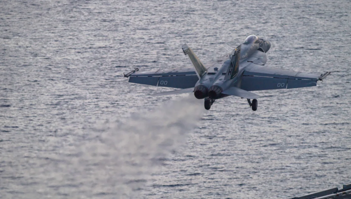 Nữ phi công đầu tiên trong lịch sử nước Mỹ bắn hạ mục tiêu thực chiến