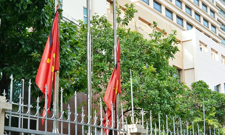 Dự báo thời tiết ngày 25/7: Hà Nội nắng gián đoạn, TP.HCM mưa về chiều tối