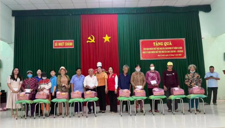 Long An: UBND xã Nhựt Chánh tưởng nhớ, tri ân người có công nhân ngày 27/7