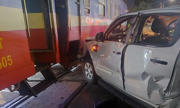 Cục CSGT chỉ đạo xử nghiêm vi phạm sau vụ ô tô đâm tàu hỏa làm 2 người chết