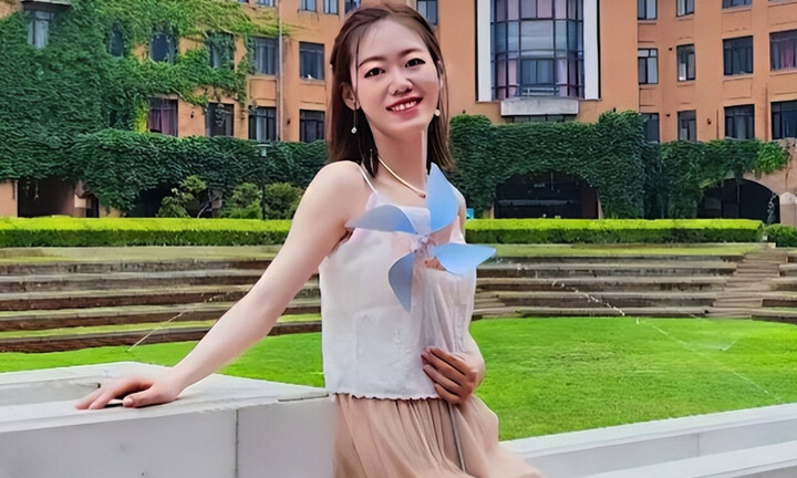 Trở thành phó giáo sư trẻ nhất Trung Quốc ở tuổi 24