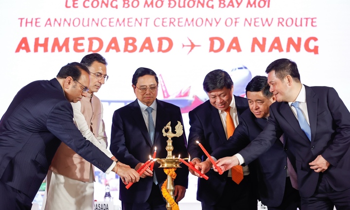 Vietjet đón hành khách thứ 200 triệu, công bố đường bay Ahmedabad - Đà Nẵng