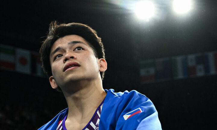 Bênh bạn gái, VĐV Philippines vô địch Olympic tố mẹ ruột ăn chặn tiền thưởng