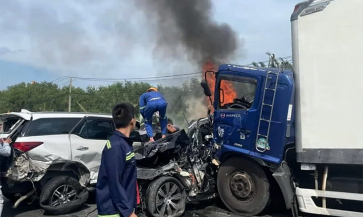 ĐBQH: Cá nhân tình nguyện cứu nạn khi cháy có phải đăng ký với công an xã?