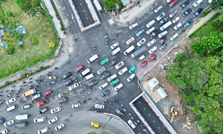 Thông hầm chui dự án trọng điểm quốc gia, giải cứu kẹt xe khu Tân Sơn Nhất