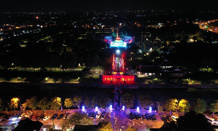 Thành cổ Quảng Trị rực sáng trong đêm nghệ thuật 'Ước nguyện hoà bình'