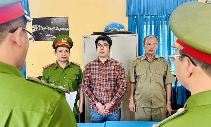 Cựu nhân viên ngân hàng ở Huế lừa tiền bạn bè để đầu tư trên sàn ngoại hối