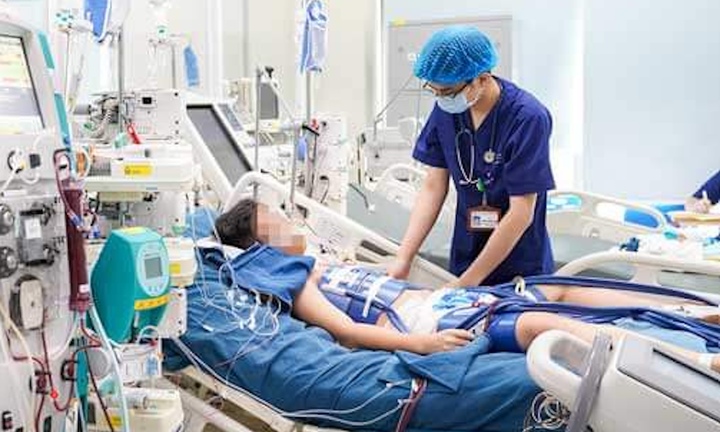 Hai trẻ hôn mê sâu do cấp cứu đuối nước sai cách