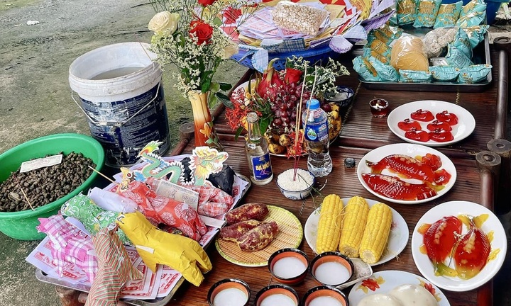 Văn khấn cúng rằm tháng 7 năm 2024 chuẩn nhất