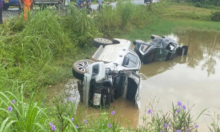 Tin tức tai nạn giao thông mới nhất ngày 14/8: Ô tô lao xuống ao, một người chết