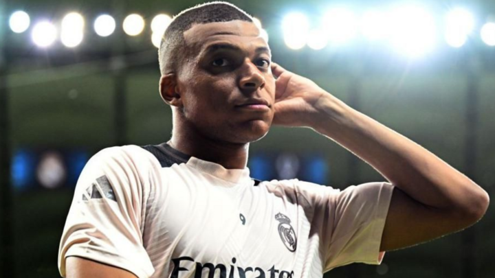 Đá trận đầu tiên giành ngay cúp, Mbappe đặt mục tiêu vượt Ronaldo 