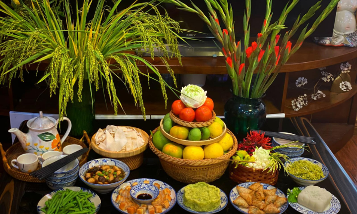 Văn khấn ngày rằm tháng 7 cúng gia tiên và thần linh