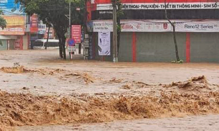 Dự báo thời tiết ngày 22/8: Bắc Bộ nhiều nơi mưa to, vùng núi đề phòng lũ quét