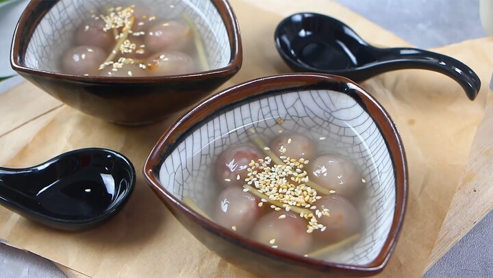 Đặc sản chè bột lọc heo quay chỉ có ở Huế, chinh phục mọi thực khách sành ăn