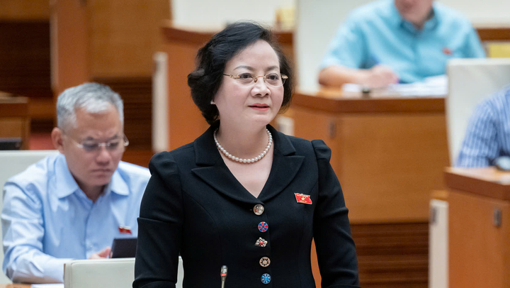 Bộ trưởng Nội vụ: Thu hút người tài vào khu vực công gặp nhiều khó khăn