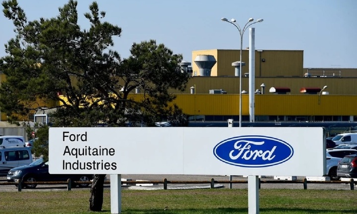 Nhà sản xuất ô tô Ford cắt lỗ hàng tỷ USD để điều chỉnh kế hoạch xe điện