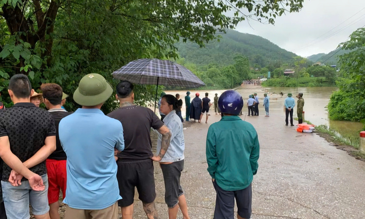 Nam thanh niên bị nước cuốn trôi khi qua ngầm tràn ở Thái Nguyên