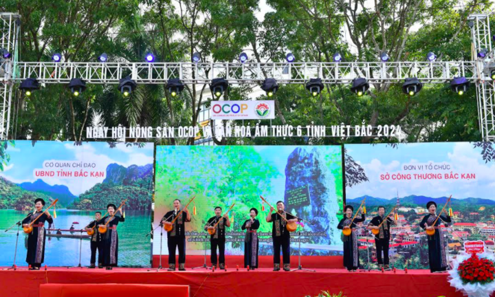 Bắc Kạn: Khai mạc Ngày hội nông sản OCOP và văn hóa ẩm thực Việt Bắc