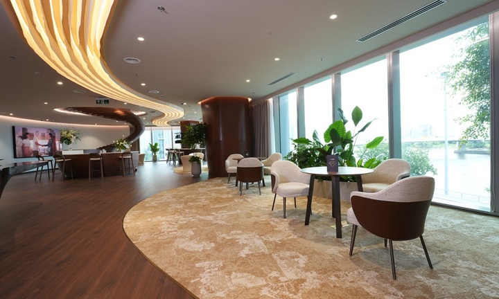 Chi nhánh Flagship của VPBank: Khi dịch vụ tài chính 'song hành' cùng nghệ thuật