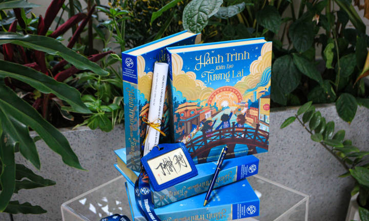 Tân sinh viên khoe giấy báo trúng tuyển đại học 'đẹp như mơ'