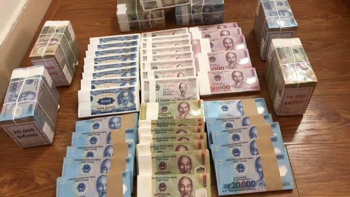 Đổi tiền lẻ tại ngân hàng có mất phí?