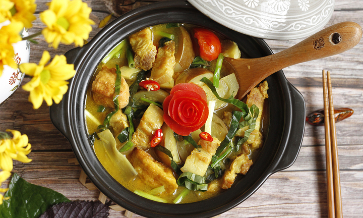 Vì sao món cà bung của miền Bắc luôn có mẻ và mắm tôm?