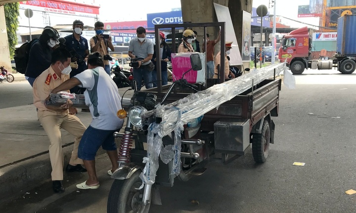 Công an TP.HCM xử phạt trên 10.000 xe vi phạm trong 1 tháng