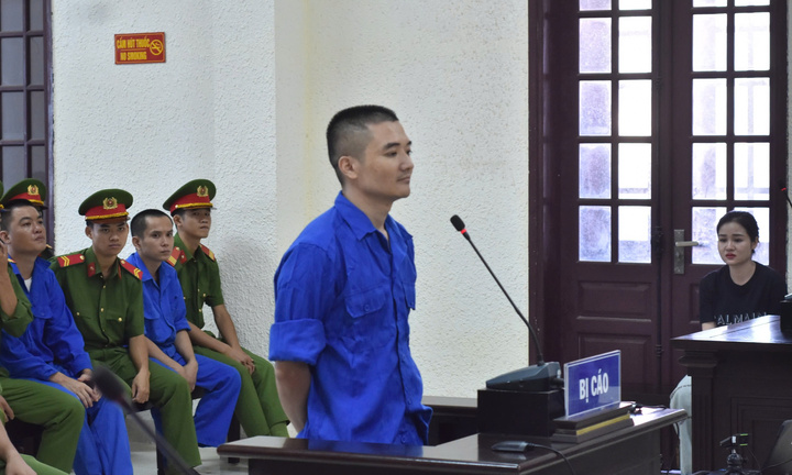 Bị cáo buộc vận chuyển hơn 10kg ma tuý, Quân 'idol' bị đề nghị tử hình