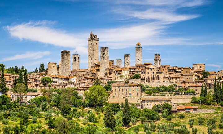 Khám phá 'thành phố của những tòa tháp'