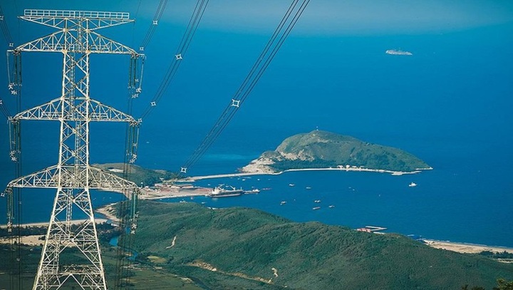 Đường dây 500kV mạch 3 được vận hành, miền Bắc còn nguy cơ thiếu điện?