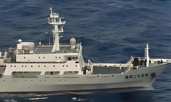 Tàu quân sự Trung Quốc một lần nữa đi vào hải phận Nhật Bản