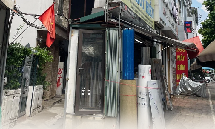 Hàng chục căn nhà với hình thù kỳ dị ở Hà Nội