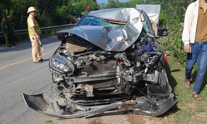 Nữ sinh lớp 12 gặp tai nạn tử vong trong ngày khai giảng