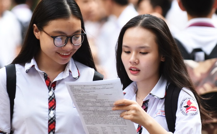 7 trường đầu tiên chốt điểm chuẩn xét bổ sung, ngành cao nhất tăng 9,5 điểm