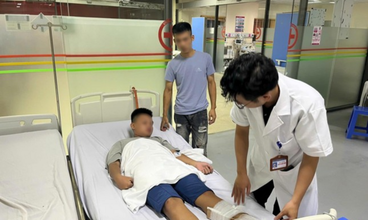 Bác sĩ Hà Nội trắng đêm cấp cứu nạn nhân bão Yagi