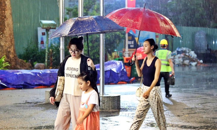 Dự báo thời tiết TP.HCM ngày 8/9: Sáng nắng, chiều có mưa dông