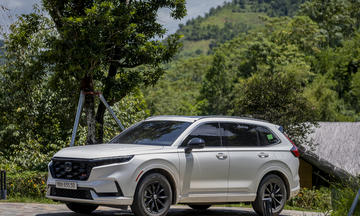 'Mổ xẻ' mẫu xe hybrid đầu tiên của Honda tại Việt Nam