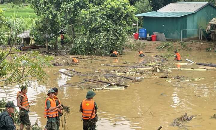 Long An ủng hộ 13,5 tỷ đồng và kêu gọi ủng hộ đồng bào vùng bão lũ miền Bắc