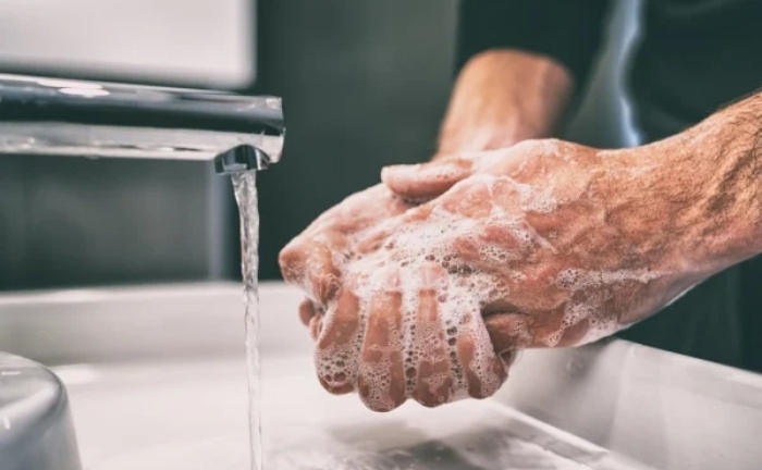 Cách vệ sinh cá nhân trong và sau mùa bão lũ