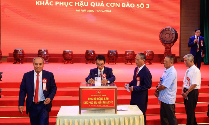 Họ Ngô Việt Nam ủng hộ hơn 600 triệu đồng tới người dân vùng bão lũ